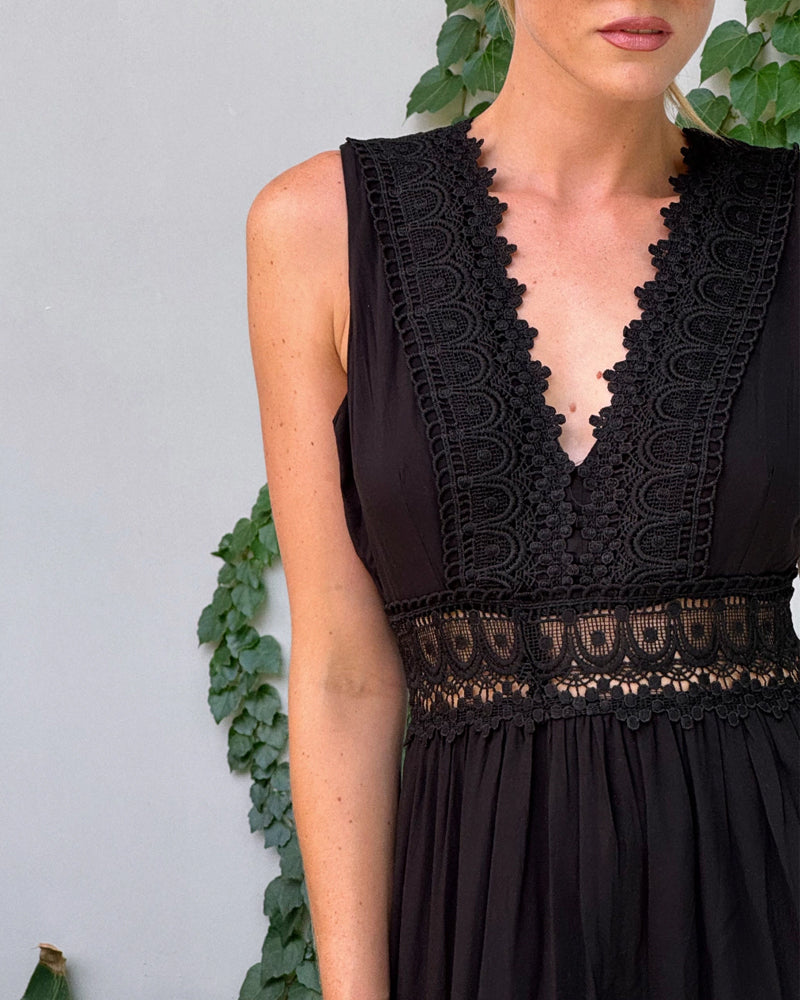 Elea™ - Robe en dentelle artisanale avec décolleté en V - Bibi Chérie