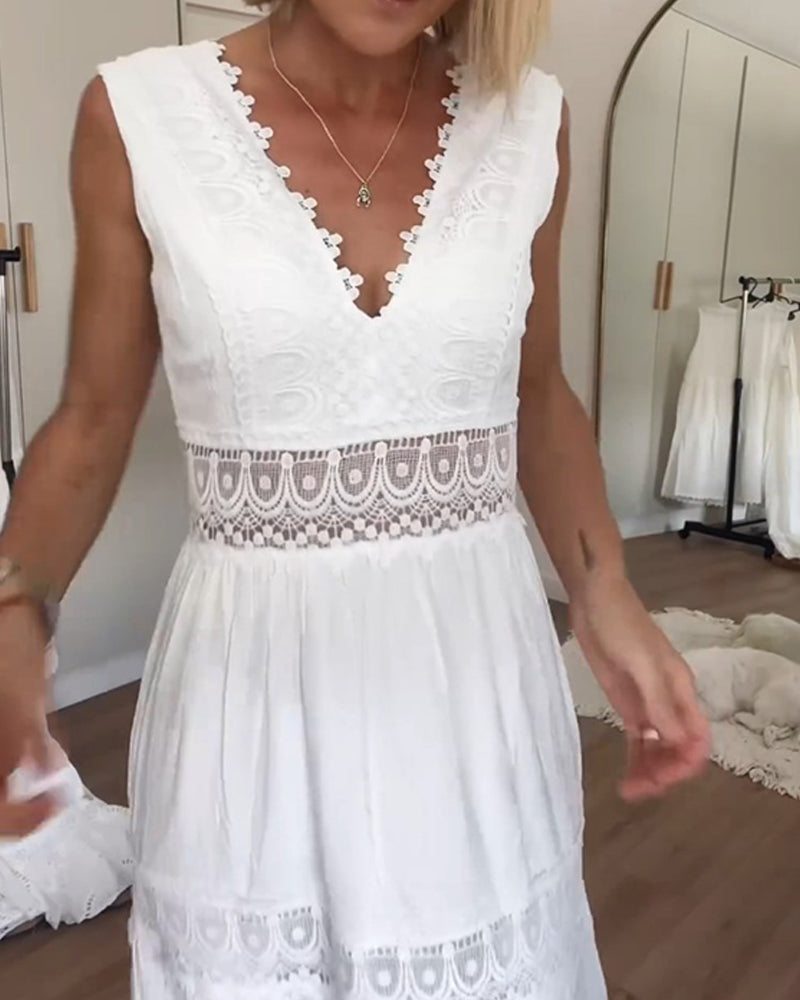 Elea™ - Robe en dentelle artisanale avec décolleté en V - Bibi Chérie